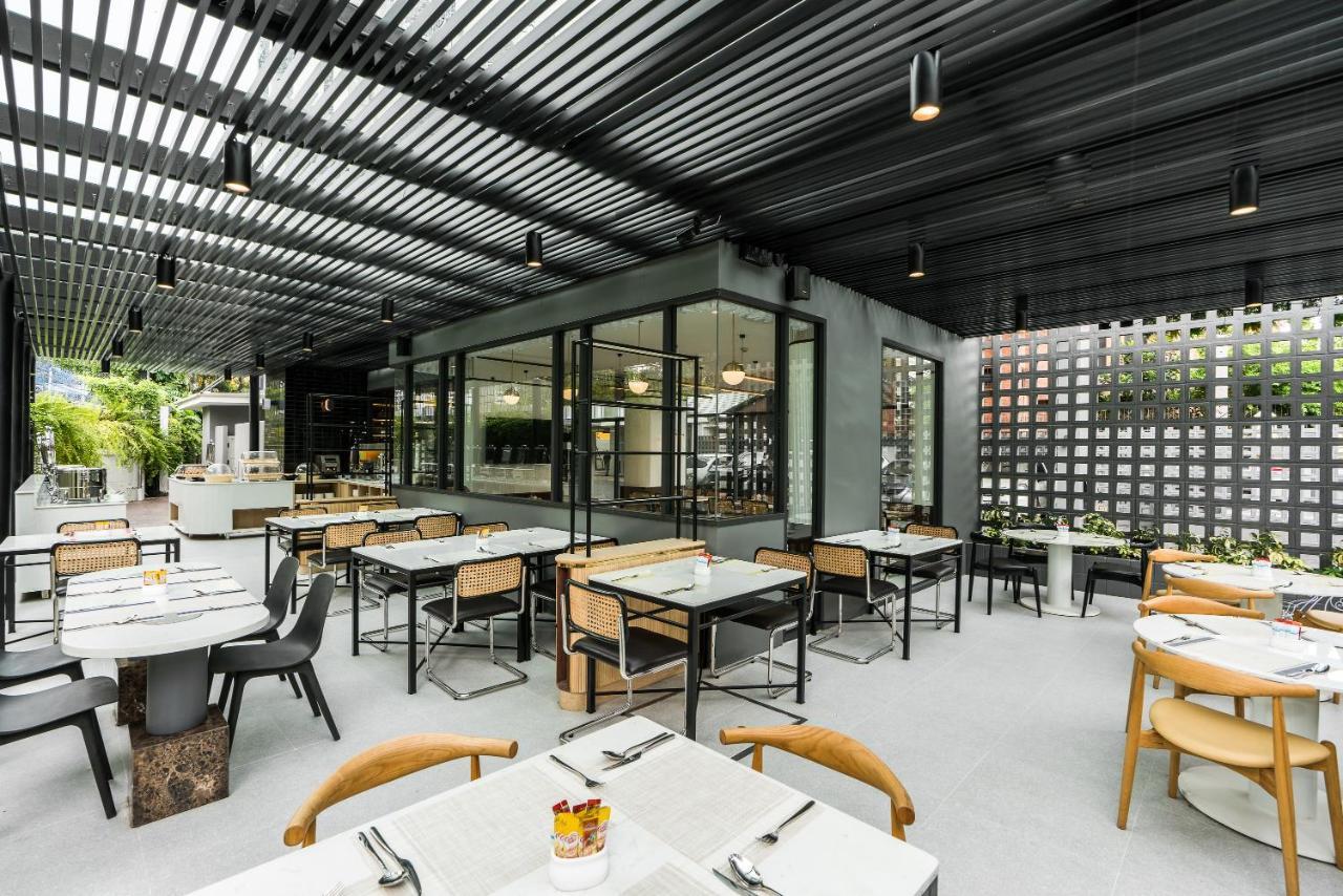 Hotel Amber Sukhumvit 85 Bangkok Ngoại thất bức ảnh
