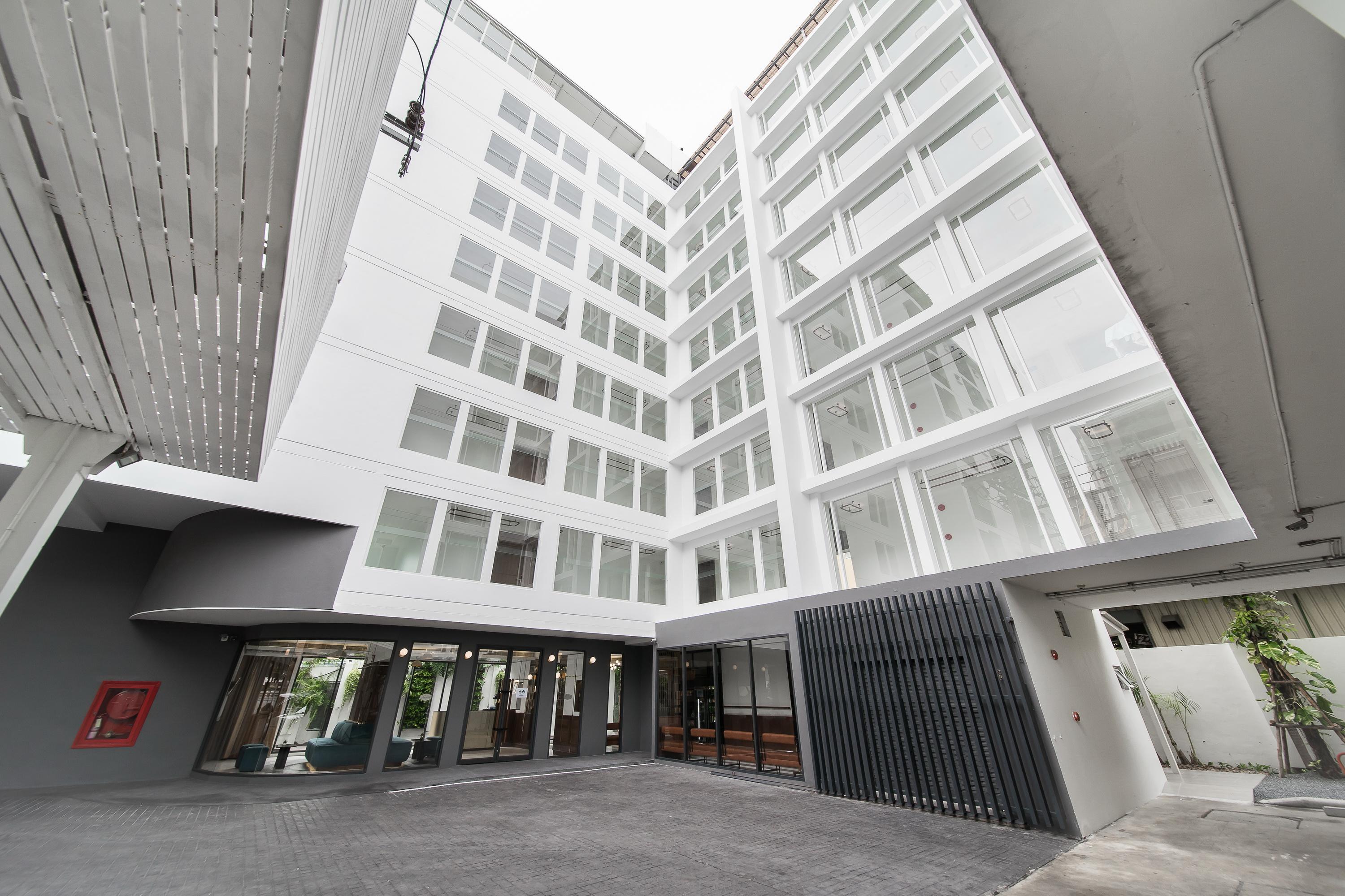 Hotel Amber Sukhumvit 85 Bangkok Ngoại thất bức ảnh