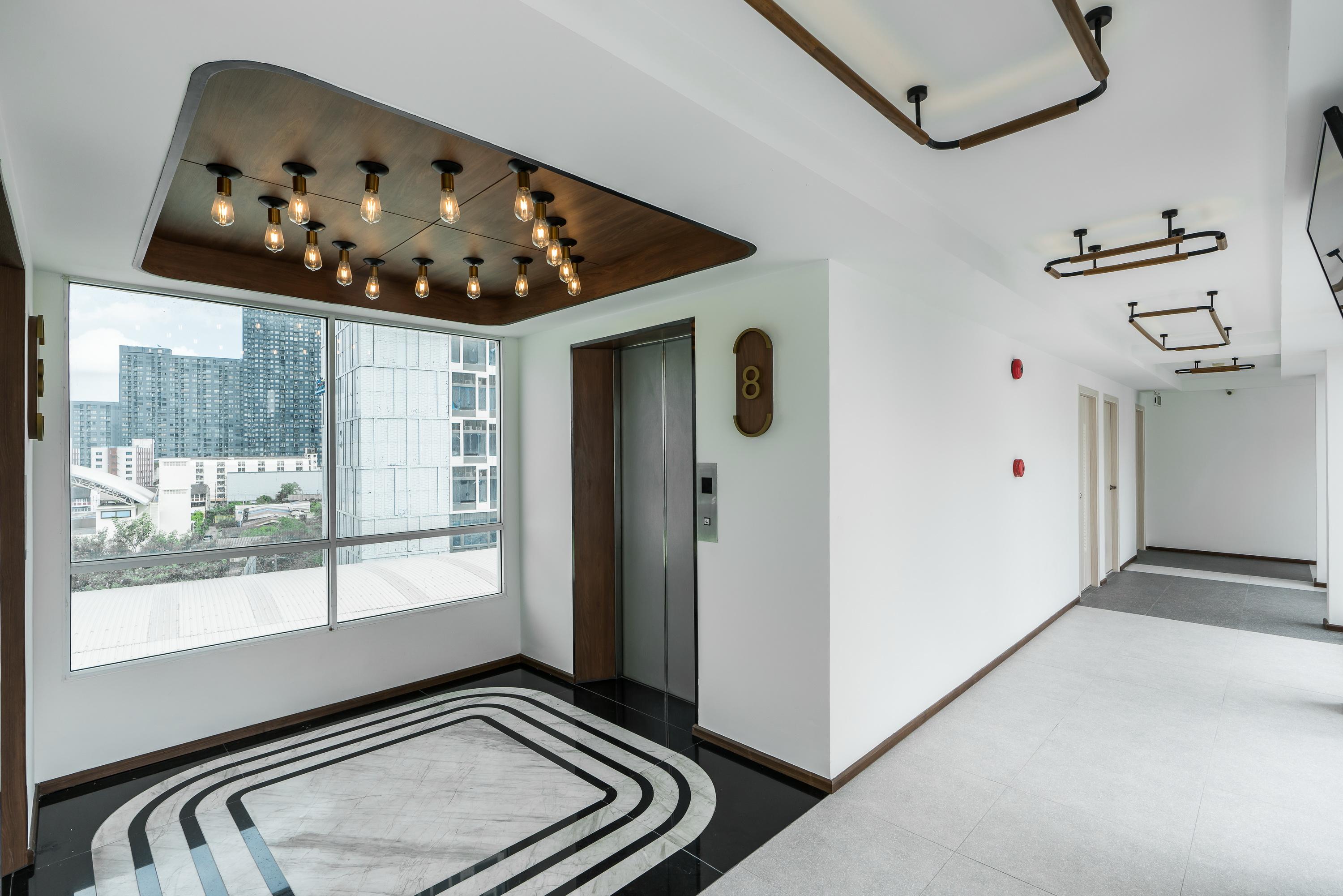 Hotel Amber Sukhumvit 85 Bangkok Ngoại thất bức ảnh